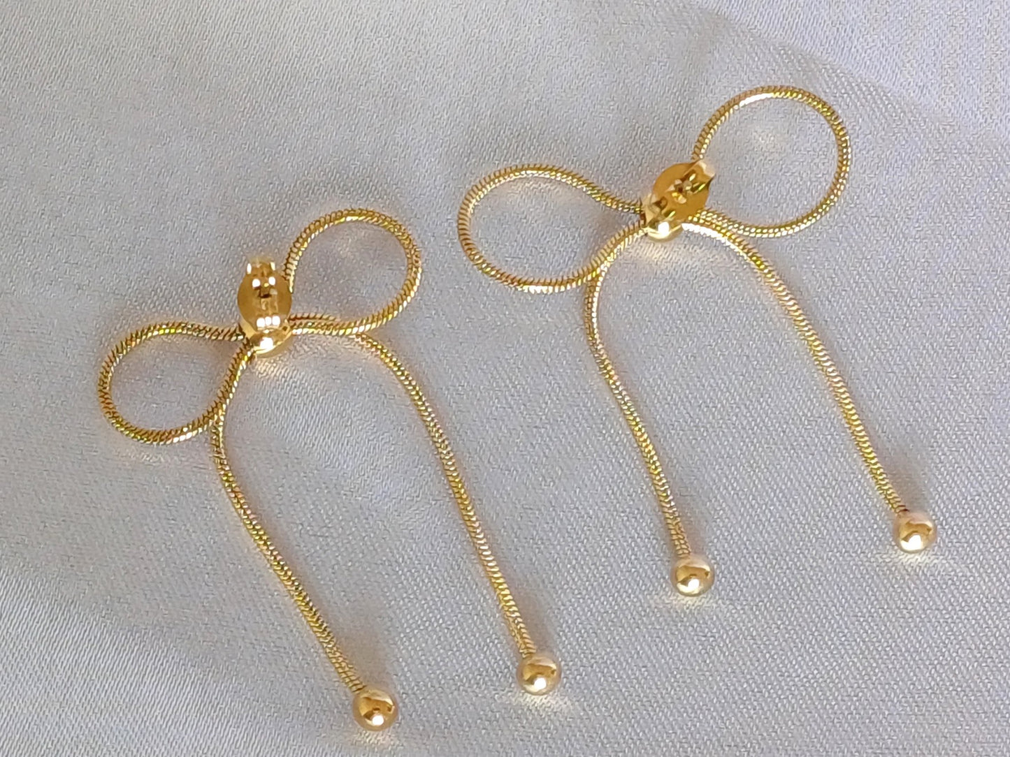 Golden Bow Earrings Thea