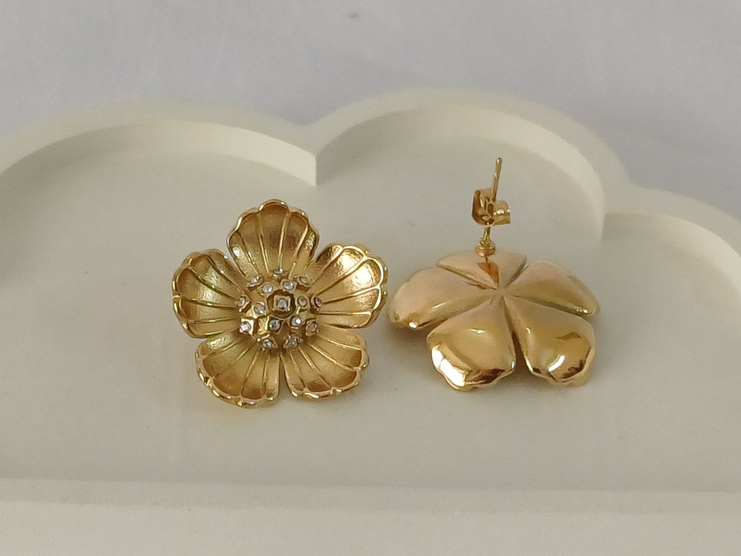 Golden Flower Studs Diana