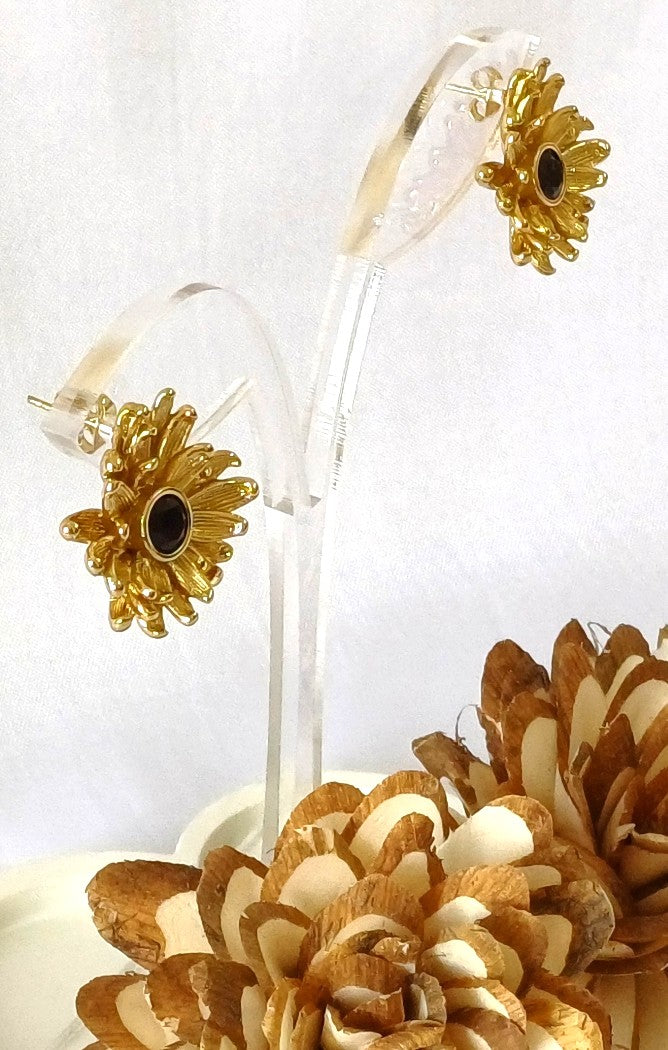 Golden Black Flower Stud