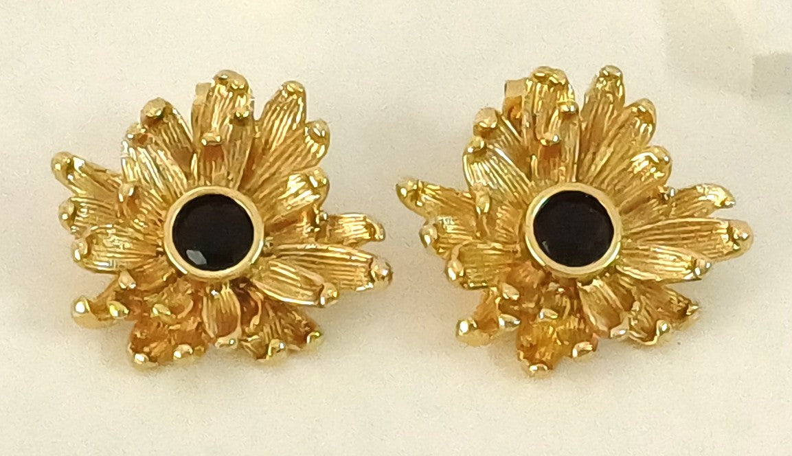 Golden Black Flower Stud