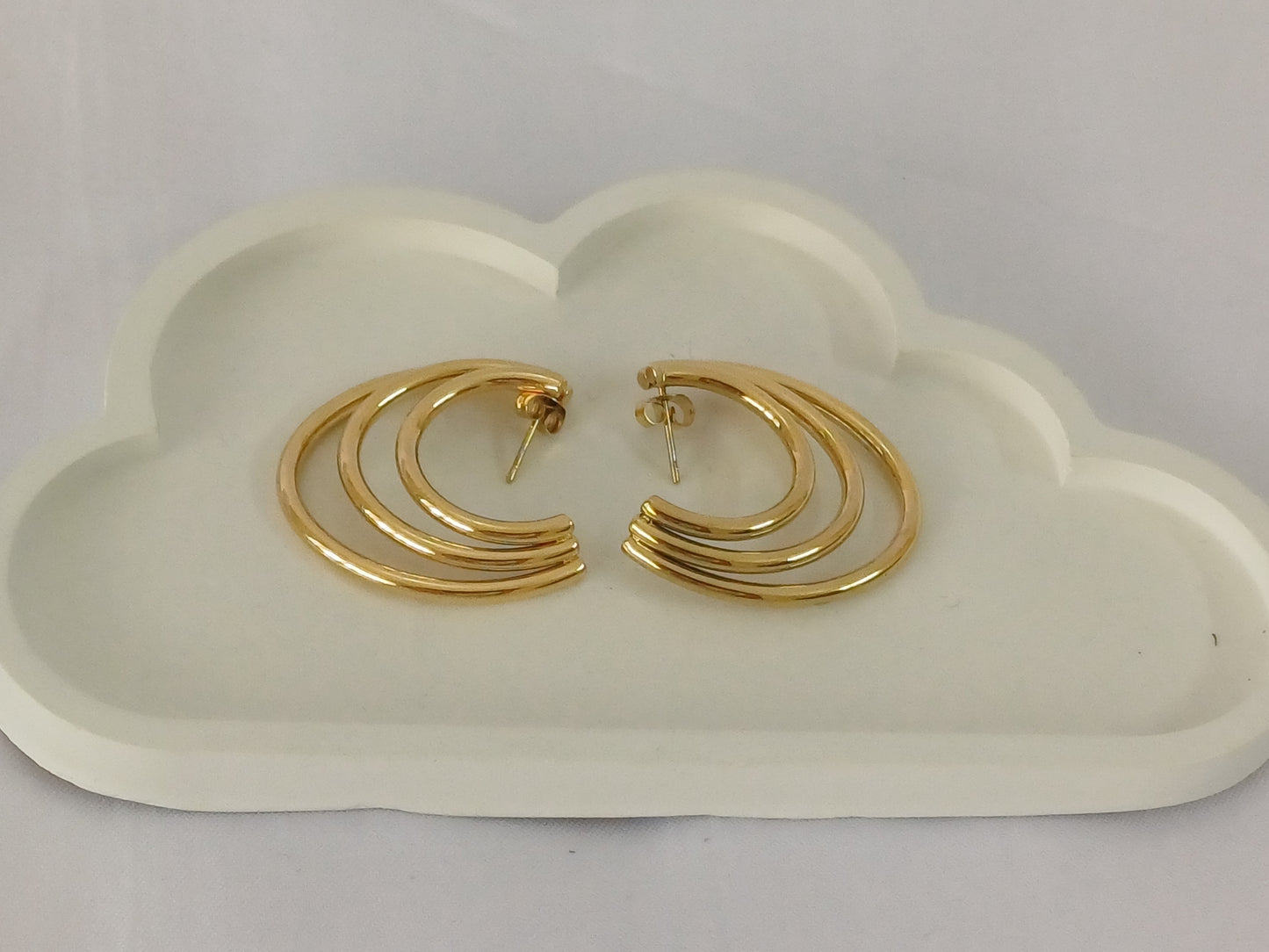 Golden C Hoop Bella