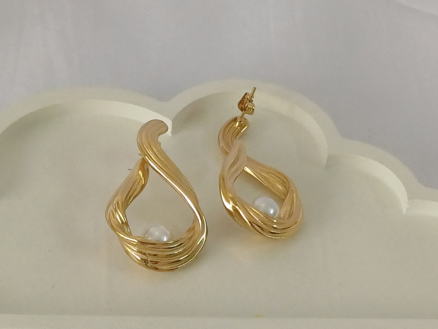 Golden Drop Pearl Dangler