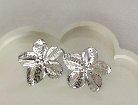 Silver Flower Stud